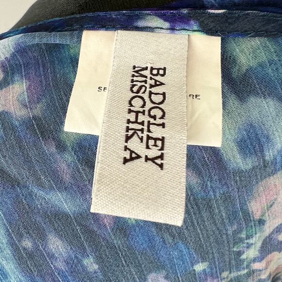 Badgley Mischka Blue Pink Floral Print V-Neckline Beaded Swimsuit Cover Up Sz L - Picture 5 of 6